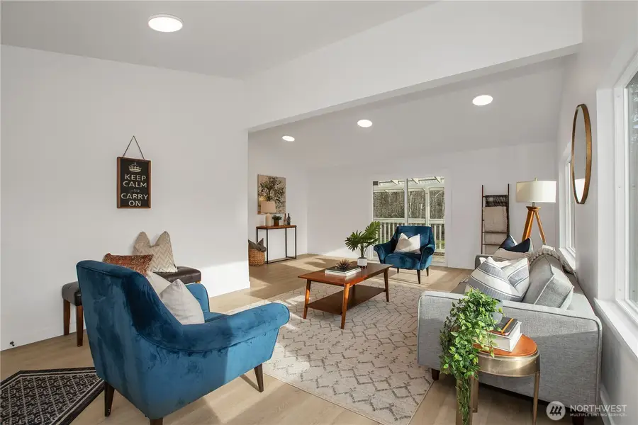 5912 Sunset Avenue Ne, Bremerton, WA 98311 - Image #2