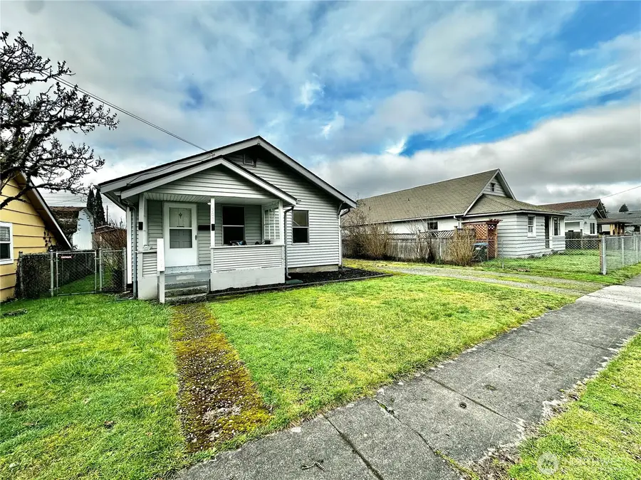 303 S Buckner Street, Centralia, WA 98531 - Image #2