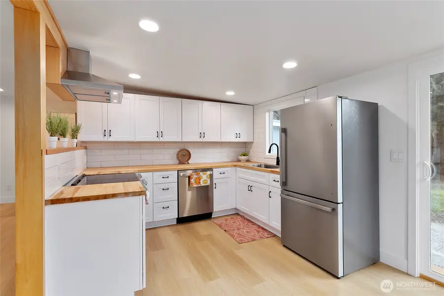 8288 Beach Way, Blaine, WA 98230 - Image #3