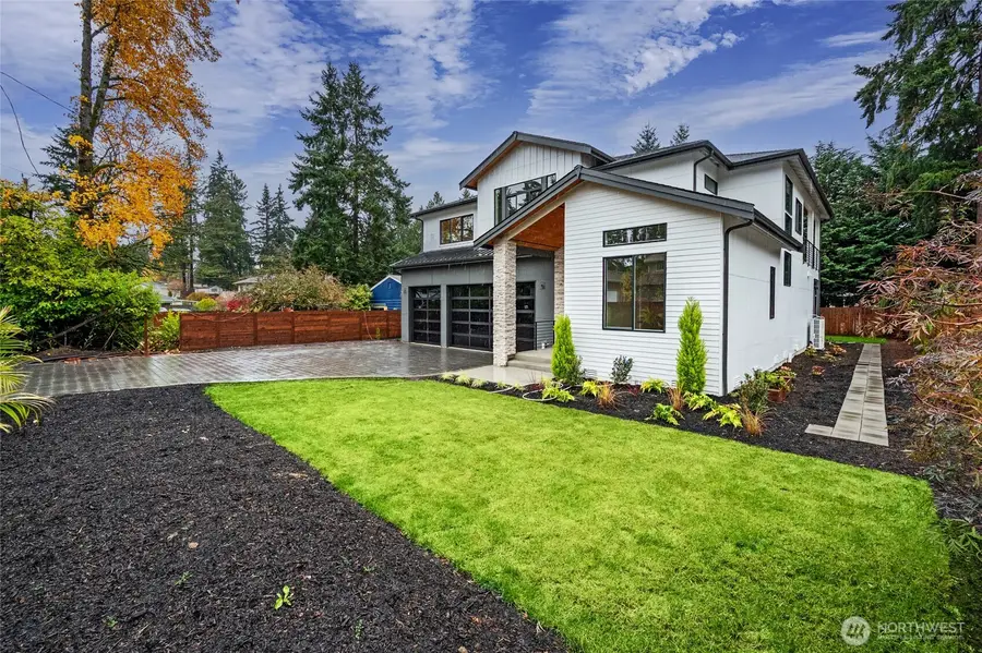 17526 Fremont Avenue N, Shoreline, WA 98133 - Image #3