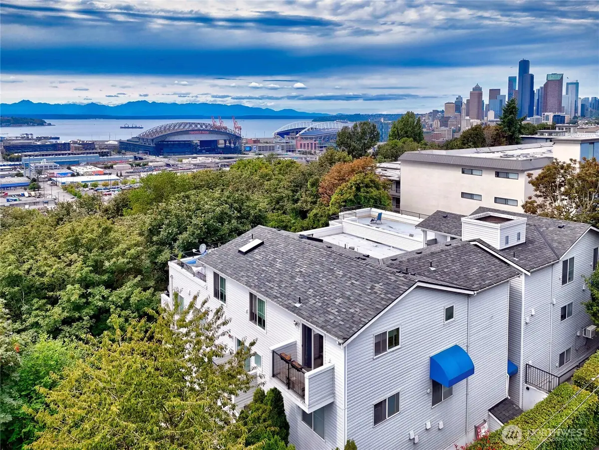 1729 12th Avenue S #201, Seattle, WA 98144 - Image #1