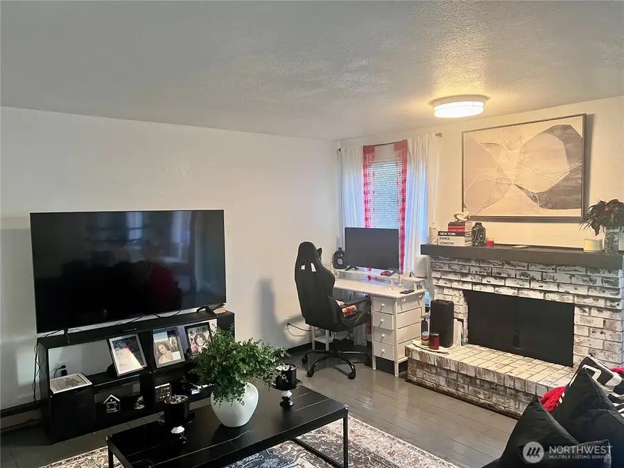 820 Cady Rd #F103, Everett, WA 98203 - Image #2