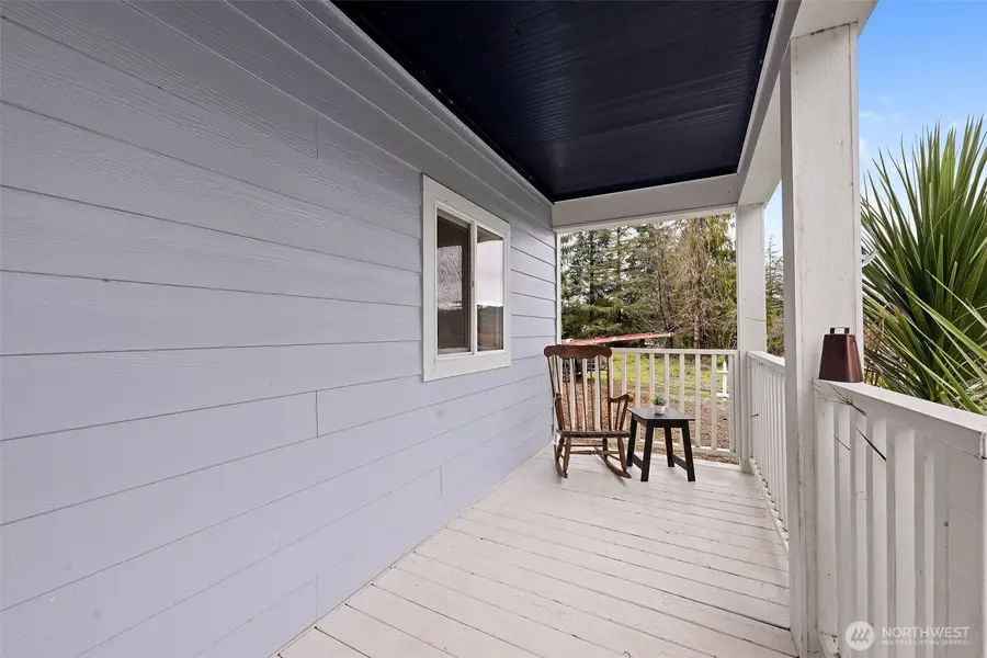 1490 Armstrong Street, Raymond, WA 98577 - Image #2