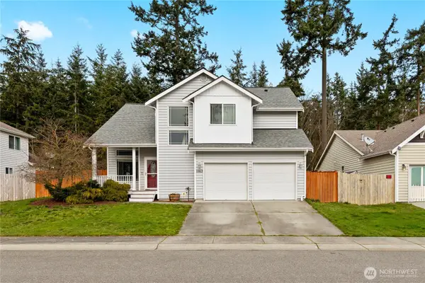 1062 NW Redwing Drive, Oak Harbor, WA 98277