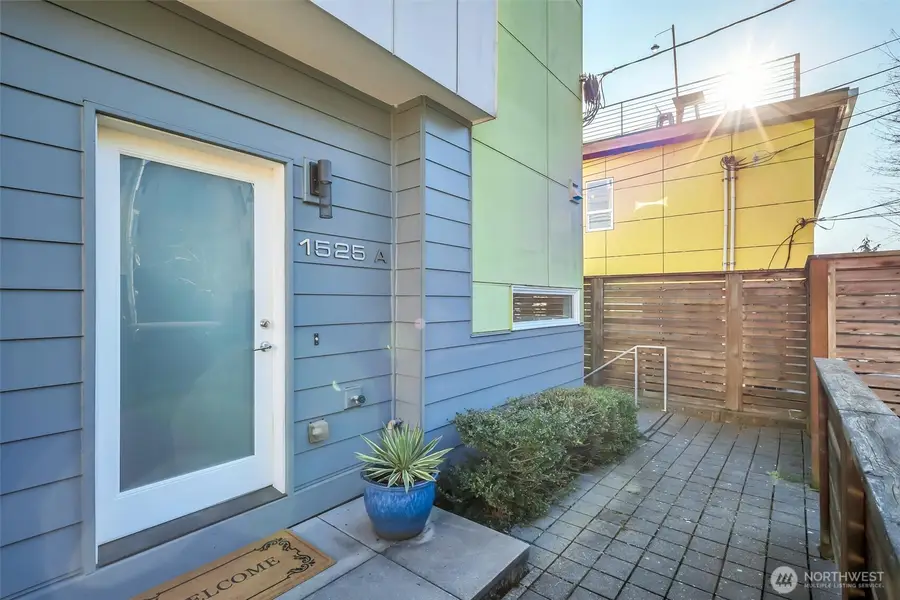 1525 19th Avenue #A, Seattle, WA 98122 - Image #2