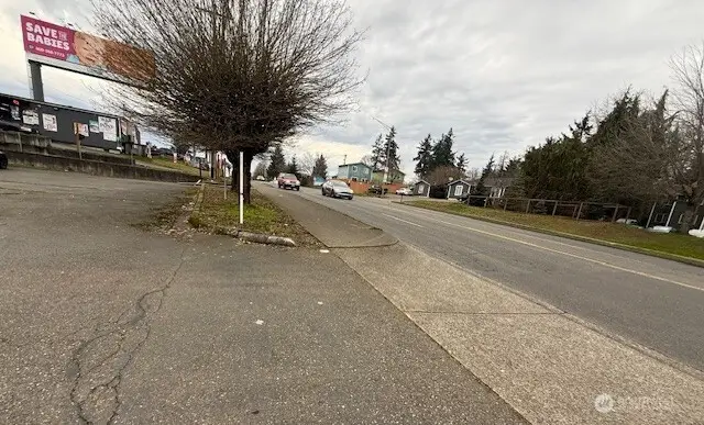 6220 29th Street Ne, Tacoma, WA 98422 - Image #3