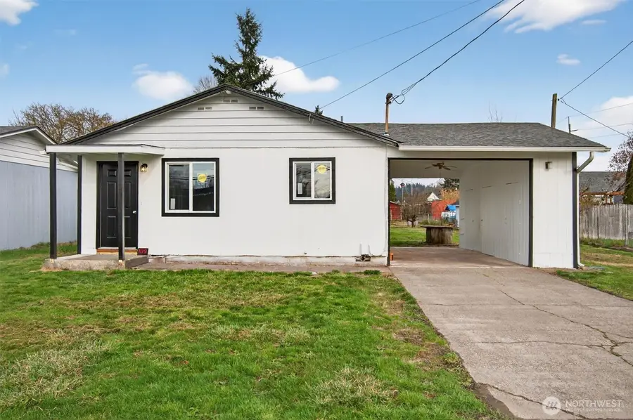 109 Barnes Street, Kelso, WA 98626 - Image #2