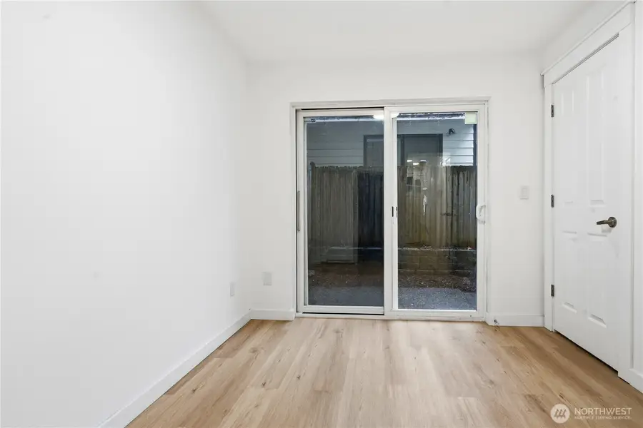 2707 NE 123rd Street, Seattle, WA 98125 - Image #2