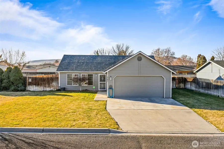 247 H Street Se, Ephrata, WA 98823 - Image #2