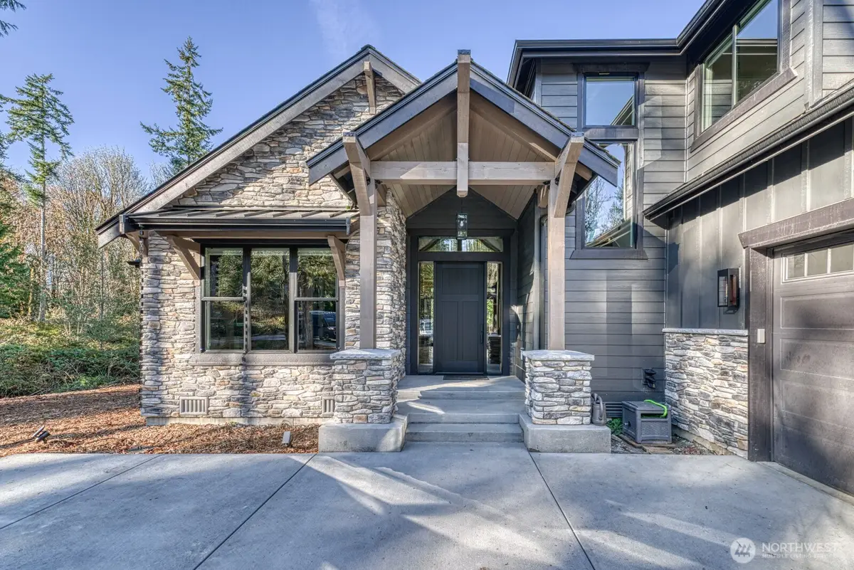 1 Crescent Valley Drive Nw, Gig Harbor, WA 98332 - Image #1