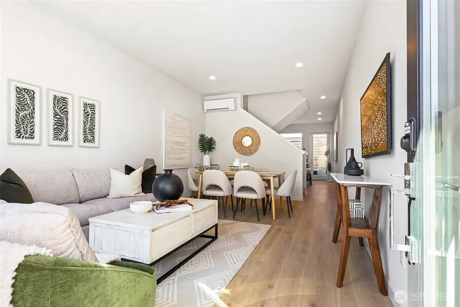 9748 Holman Road Nw, Seattle, WA 98117 - Image #3