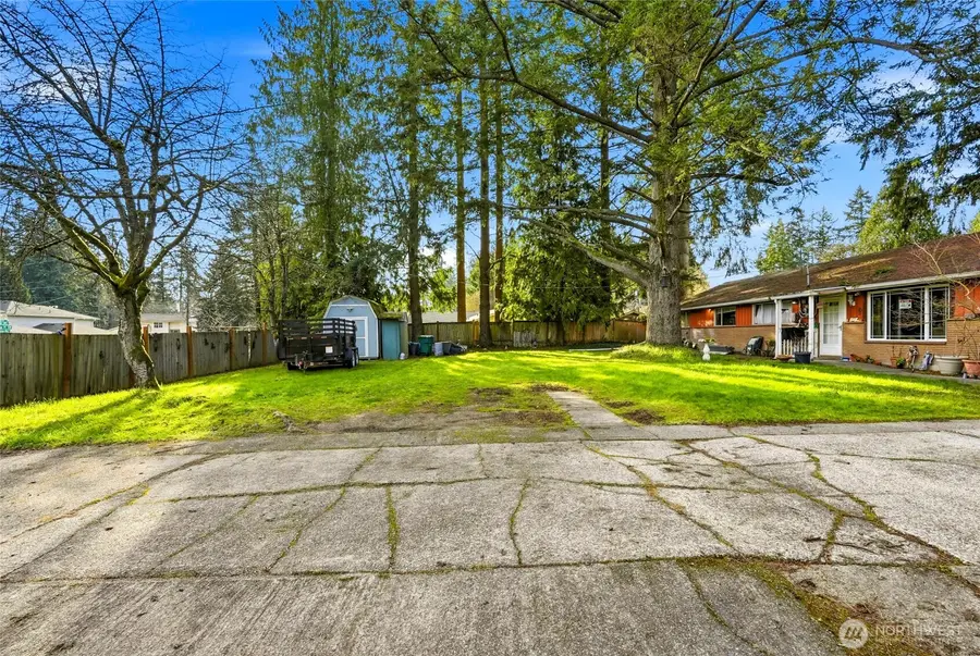 219 Meadow Pl Sw, Everett, WA 98208 - Image #3