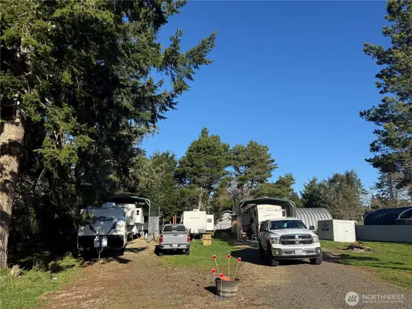 2609 247th Place #76,77, Ocean Park, WA 98640