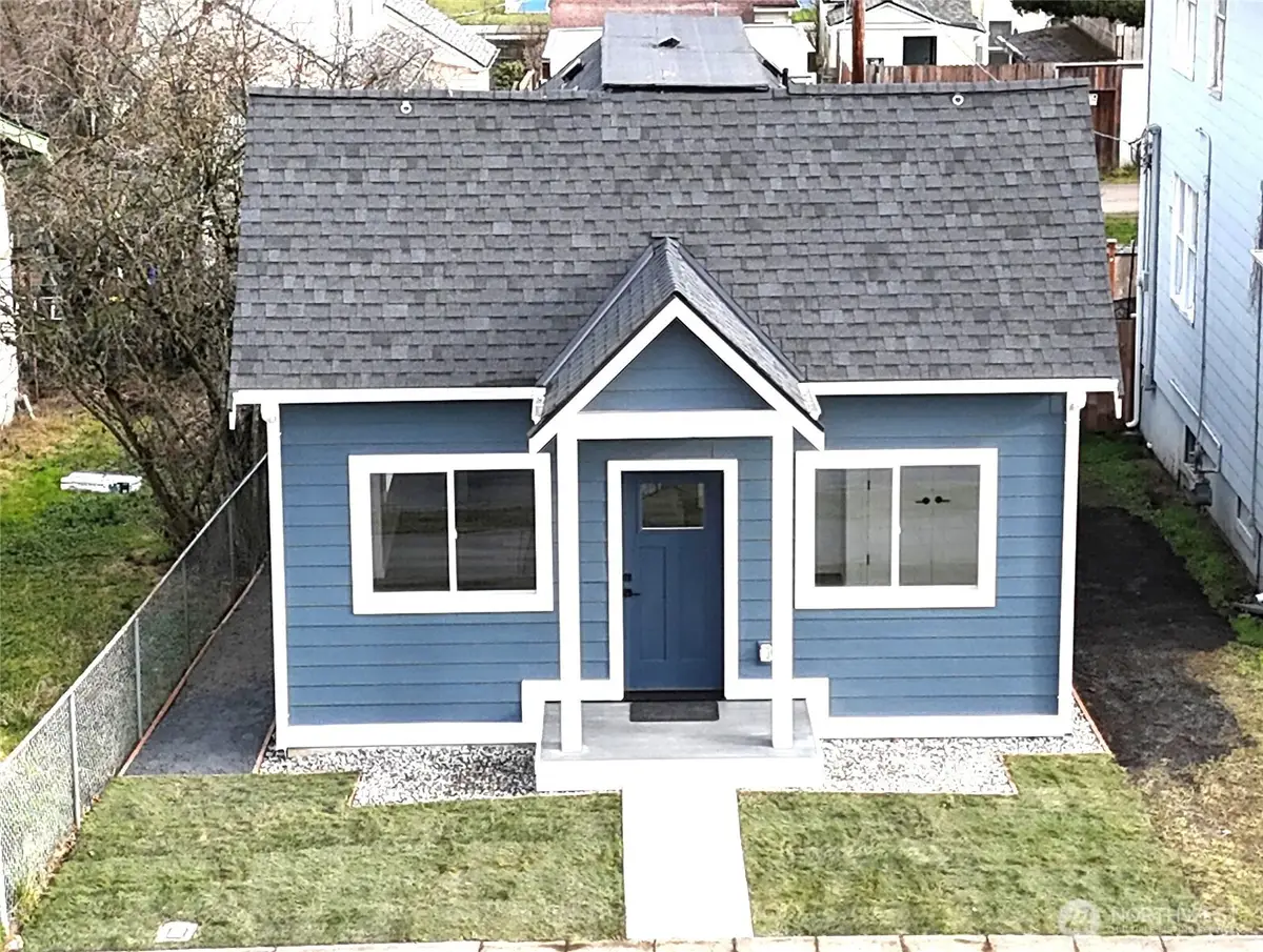 2405 Rockefeller Ave, Everett, WA 98201 - Image #1