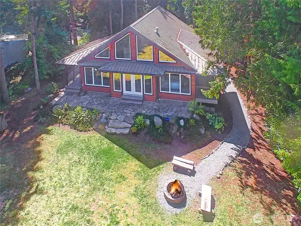 3029 S East Camano Drive, Camano Island, WA 98282