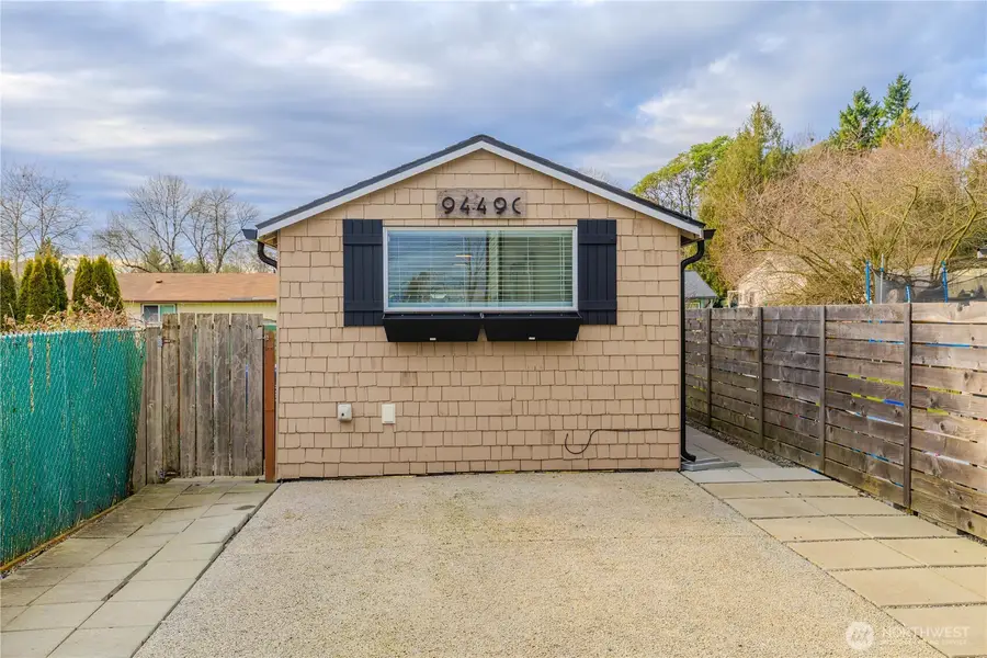 9449 5th Avenue Sw #C, Seattle, WA 98106 - Image #2