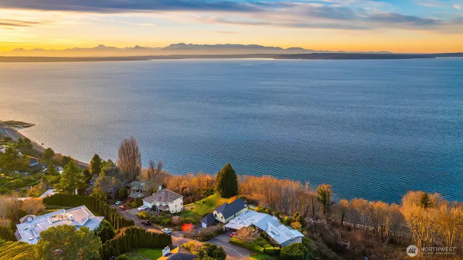 1932 NW Blue Ridge Drive #6, Seattle, WA 98177 - Image #3