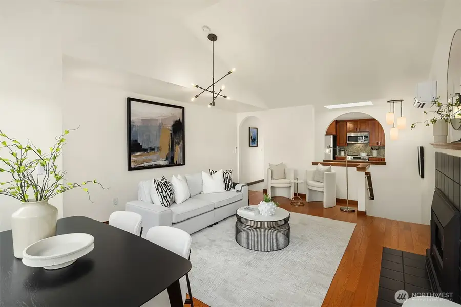 721 N 87th St, Seattle, WA 98103 - #3