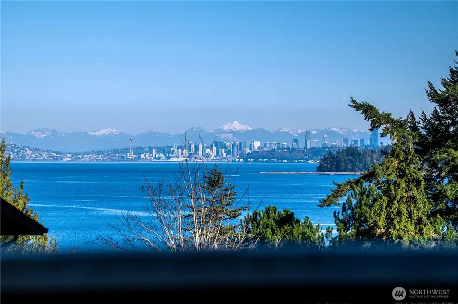 2428 Mcgregor Drive Se, Port Orchard, WA 98366 - Image #2