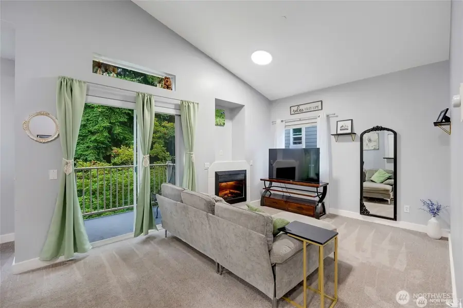 5809 Highway Place #B304, Everett, WA 98203 - Image #2