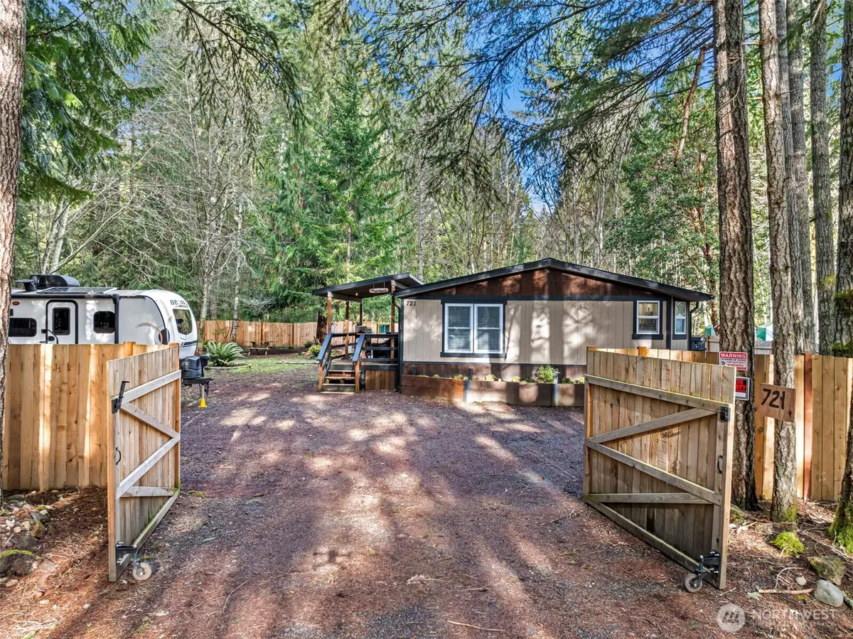 721 E Mcmickin Road, Shelton, WA 98584 - Image #1