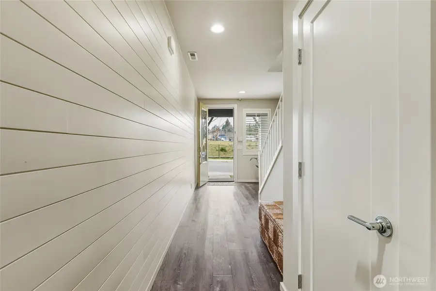 281 SW 97th Place, Seattle, WA 98106 - Image #3