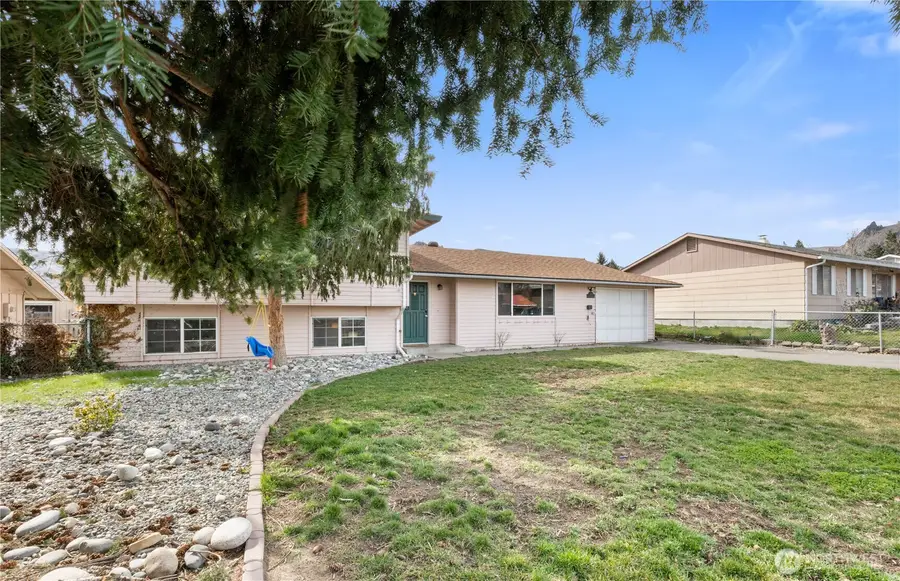 723 Lynn Street, Wenatchee, WA 98801 - #3