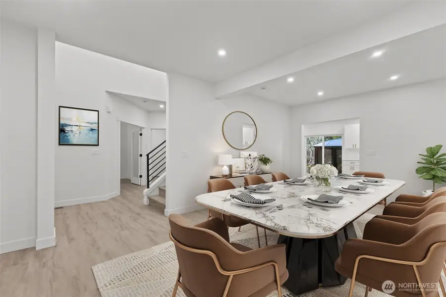 1127 48th Court Se, Auburn, WA 98092 - Image #2