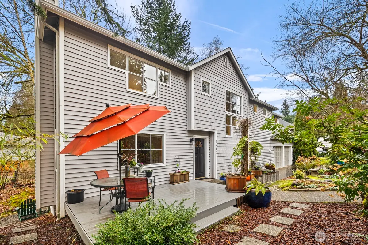 2710 NE 105th Street, Seattle, WA 98125 - Image #1