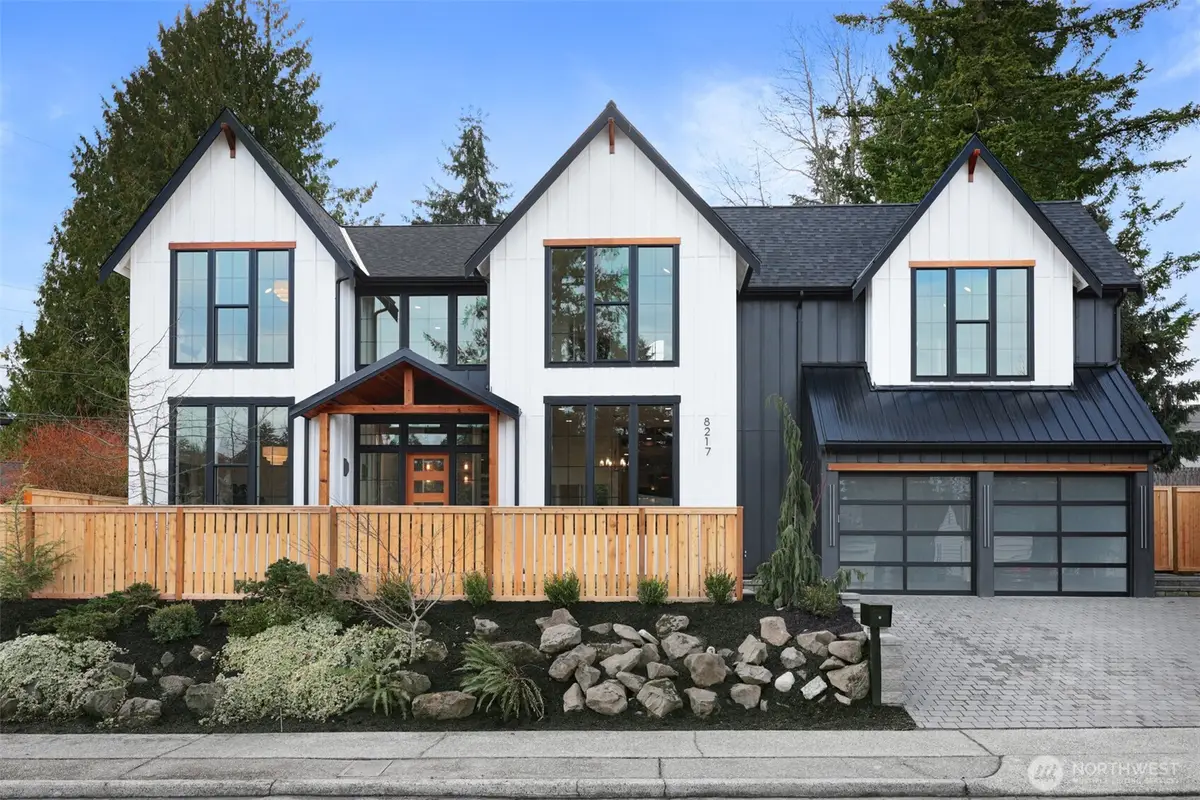 8217 22nd Place Ne, Seattle, WA 98115 - Image #1