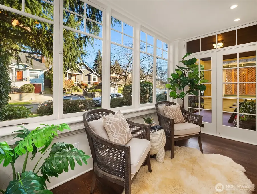 5027 8th Avenue Ne, Seattle, WA 98105 - #3