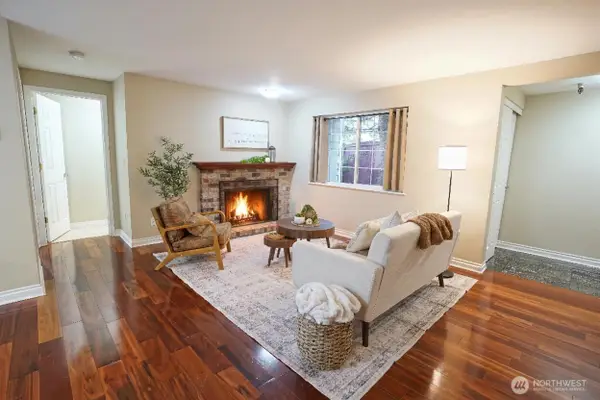 633 NW 85th Street #102, Seattle, WA 98117