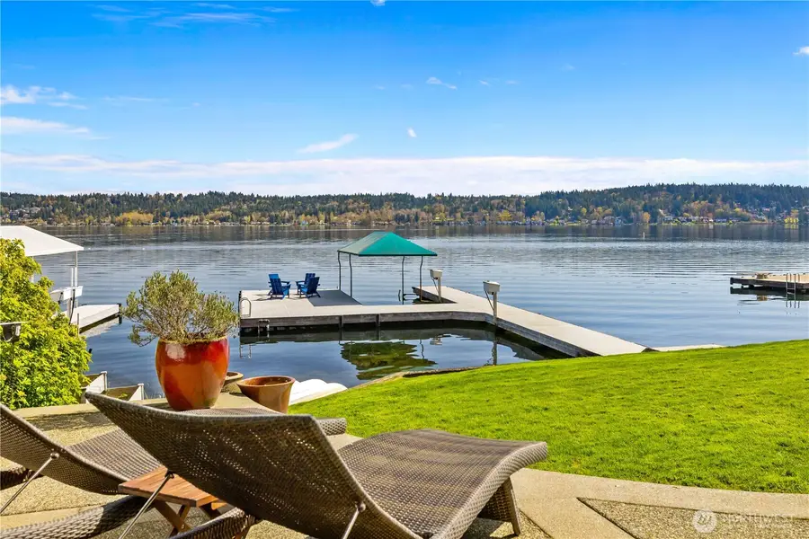 842 W Lake Sammamish Parkway Se, Bellevue, WA 98008 - #2