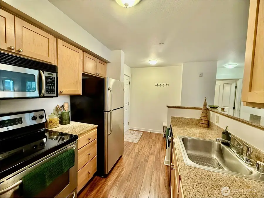 300 High School Road Ne #203, Bainbridge Island, WA 98110 - Image #3