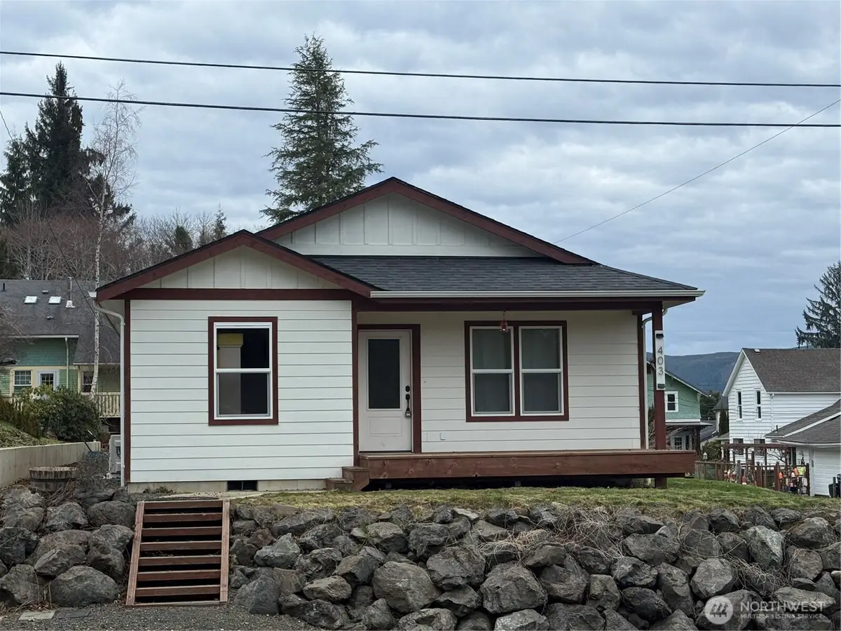 403 A Street, South Bend, WA 98586 - Image #1