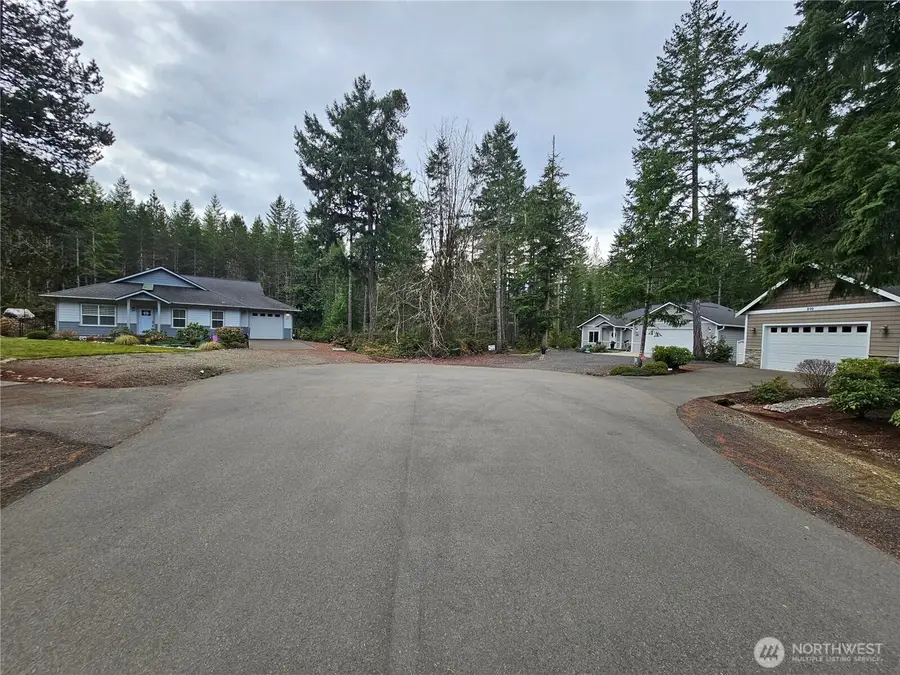 231 E Blackberry Lane, Union, WA 98592 - Image #2