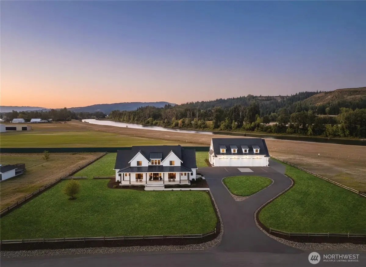 370 Tulip Lane, Woodland, WA 98674 - Image #1