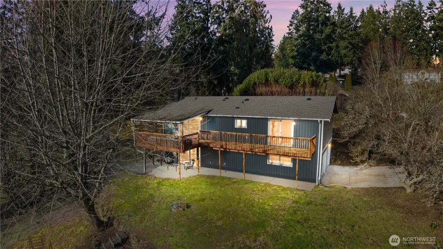 32 Madrona Place, Dupont, WA 98327 - Image #3