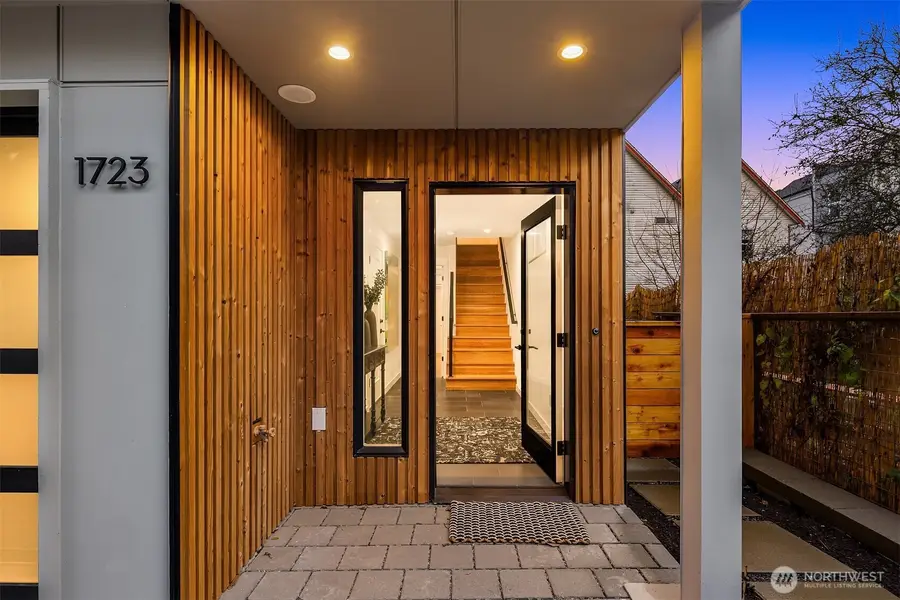1723 NW 63rd Street, Seattle, WA 98107 - Image #2
