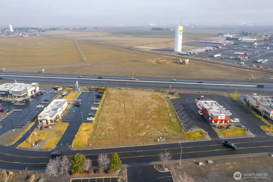 2421 S Maiers Rd, Moses Lake, WA 98837 - Image #3