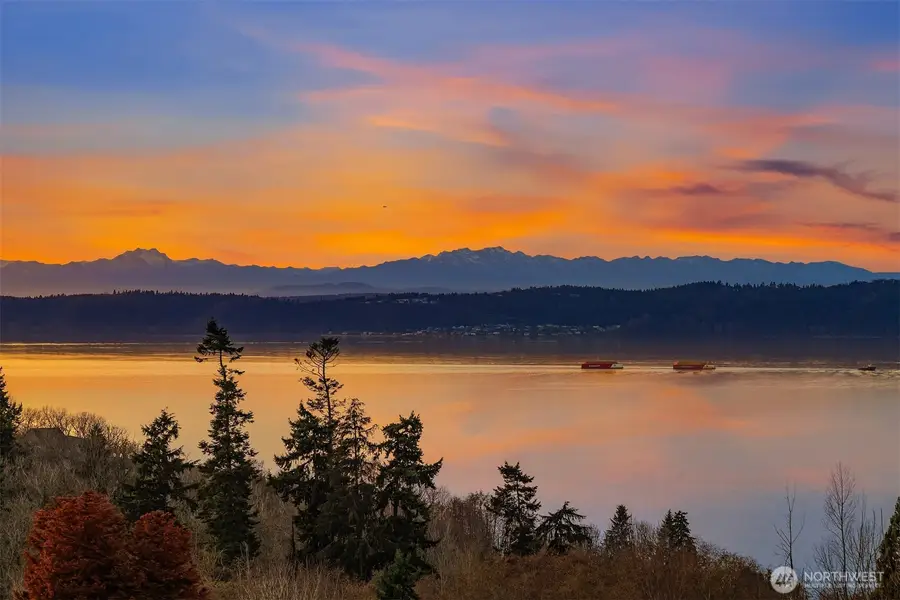 1298 SW 301st Street, Federal Way, WA 98023 - Image #2