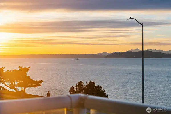 1550 Alki Avenue Sw #302, Seattle, WA 98116