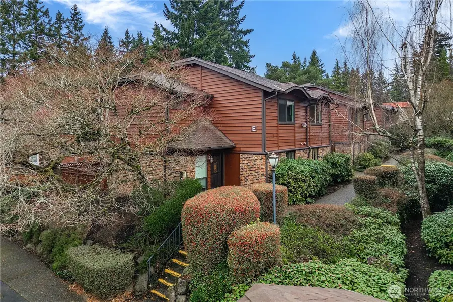 1733 157th Avenue Ne #E102, Bellevue, WA 98008 - Image #3