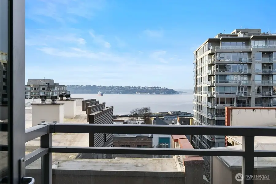 2911 2nd Avenue #709, Seattle, WA 98121 - Image #3