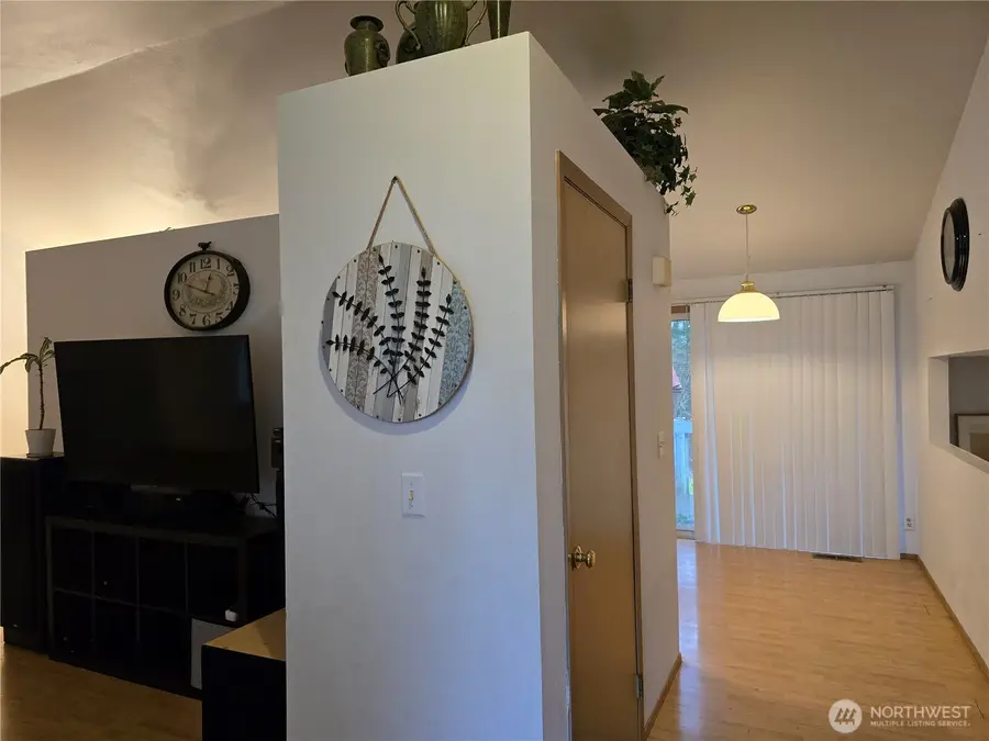1223 SW 353rd Street, Federal Way, WA 98023 - Image #2