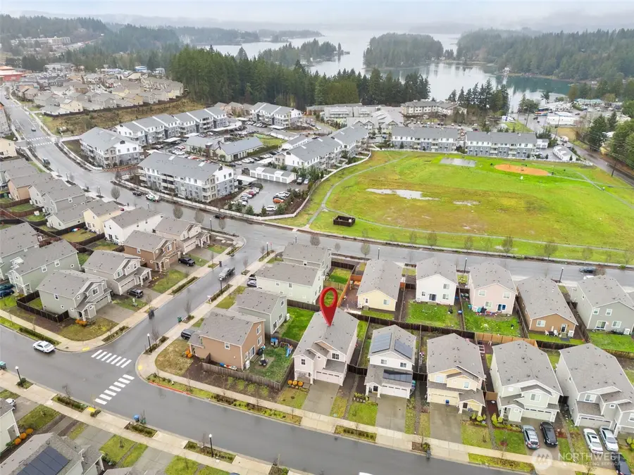 4462 Sand Dollar Street, Bremerton, WA 98312 - Image #2