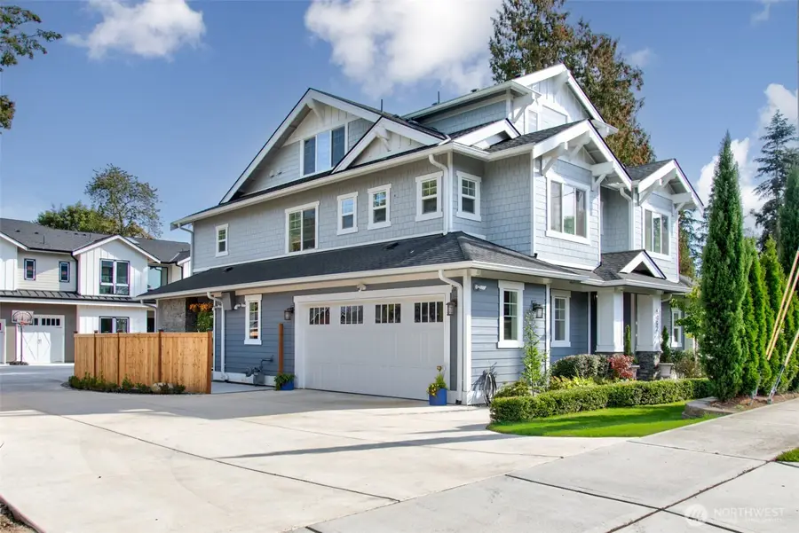 6002 156th Avenue Ne, Redmond, WA 98052 - Image #2