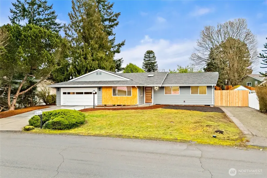 10115 109th Avenue Sw, Tacoma, WA 98498 - Image #2