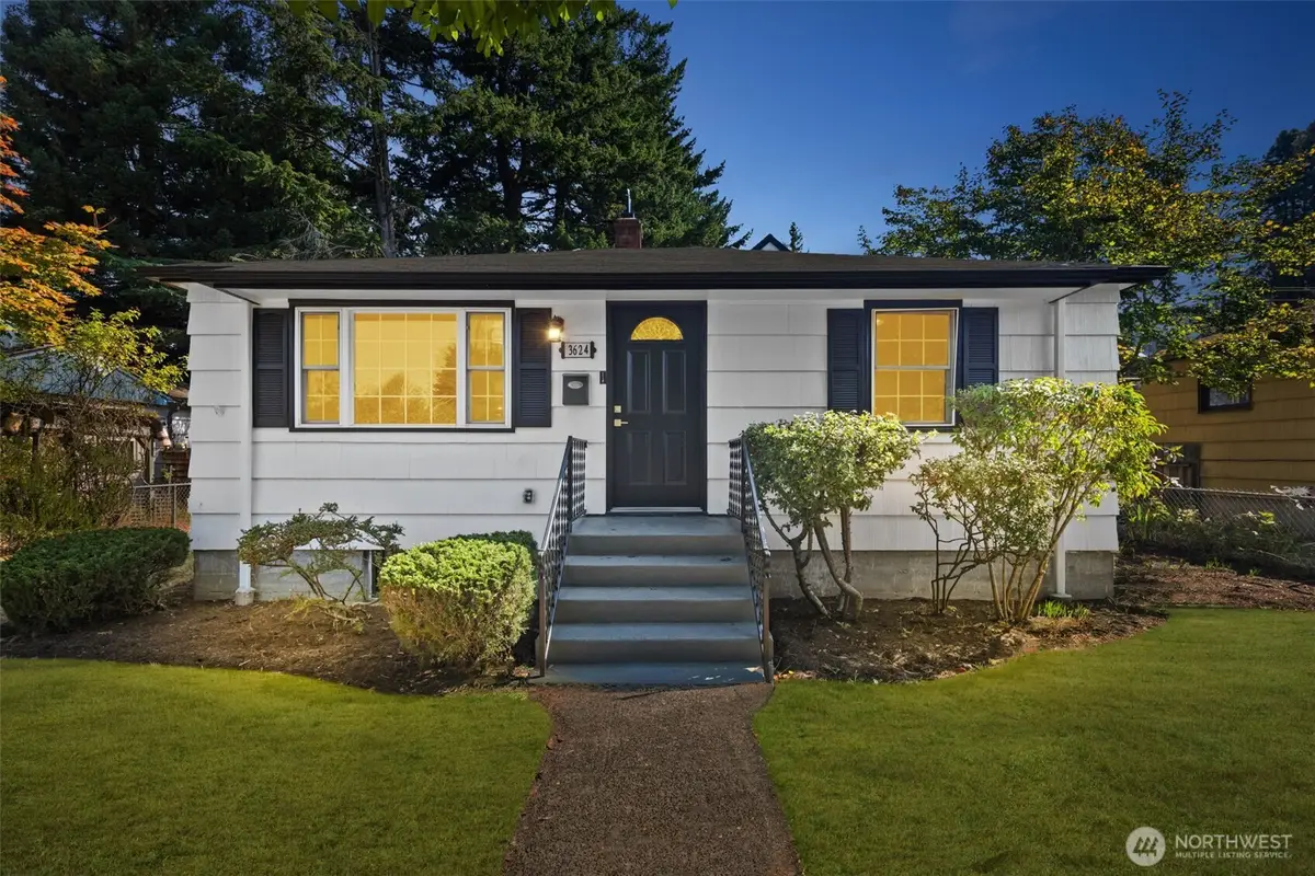 3624 48th Avenue Sw, Seattle, WA 98116 - Image #1