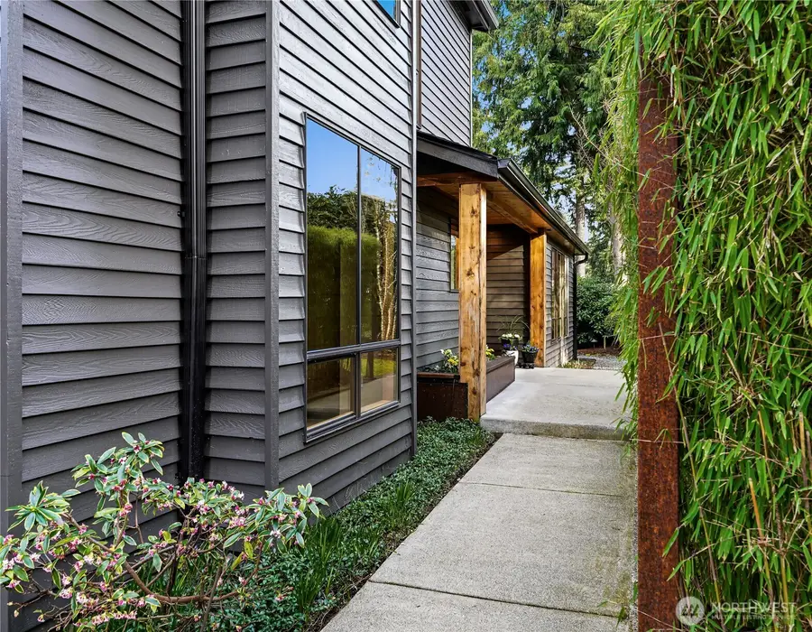 2234 108th Avenue Se, Bellevue, WA 98004 - #2